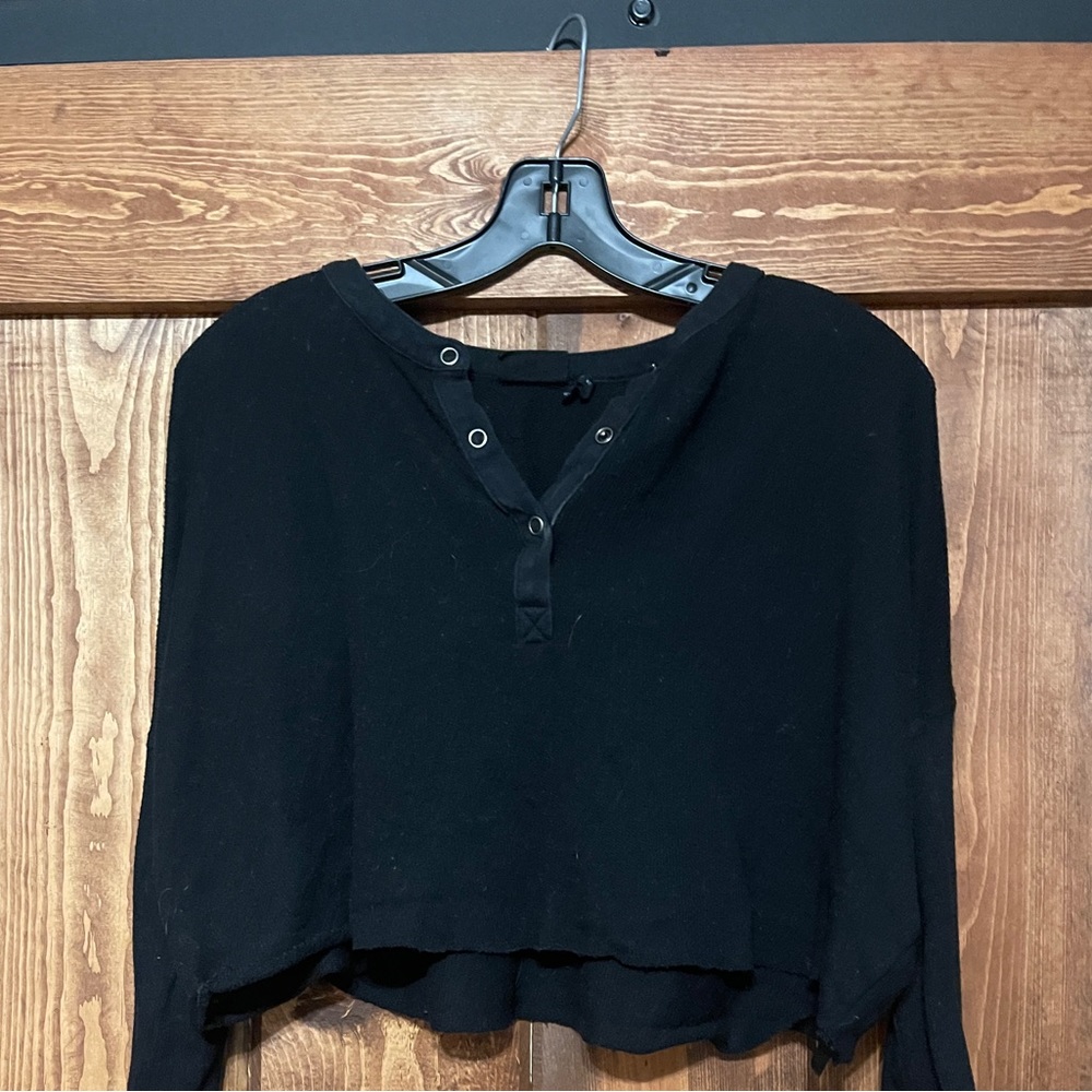 Cropped shirt